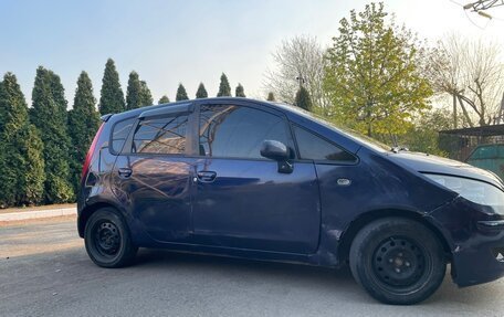 Mitsubishi Colt VI рестайлинг, 2003 год, 250 000 рублей, 6 фотография