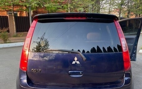 Mitsubishi Colt VI рестайлинг, 2003 год, 250 000 рублей, 10 фотография