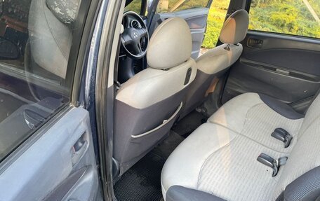 Mitsubishi Colt VI рестайлинг, 2003 год, 250 000 рублей, 19 фотография