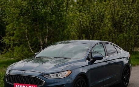 Ford Fusion (North America) II, 2019 год, 1 590 000 рублей, 24 фотография