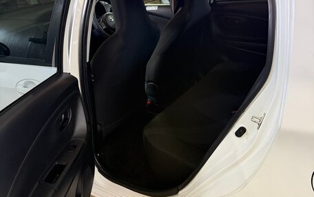 Toyota Vitz, 2019 год, 900 000 рублей, 10 фотография