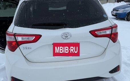 Toyota Vitz, 2019 год, 900 000 рублей, 4 фотография