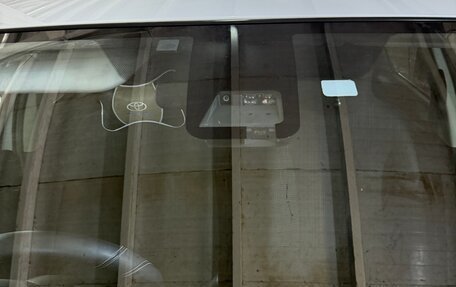 Toyota Vitz, 2019 год, 900 000 рублей, 16 фотография