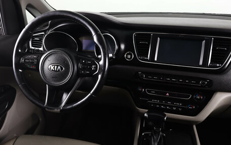 KIA Carnival III, 2017 год, 2 519 000 рублей, 14 фотография