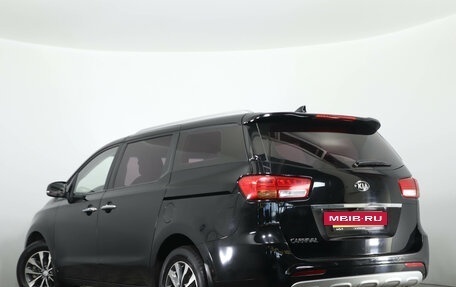 KIA Carnival III, 2017 год, 2 519 000 рублей, 7 фотография