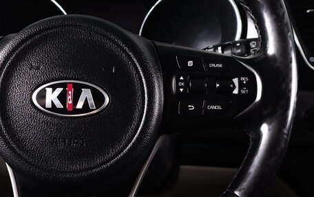 KIA Carnival III, 2017 год, 2 519 000 рублей, 19 фотография