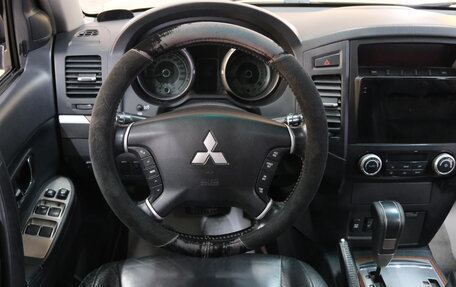 Mitsubishi Pajero IV, 2007 год, 1 849 000 рублей, 13 фотография