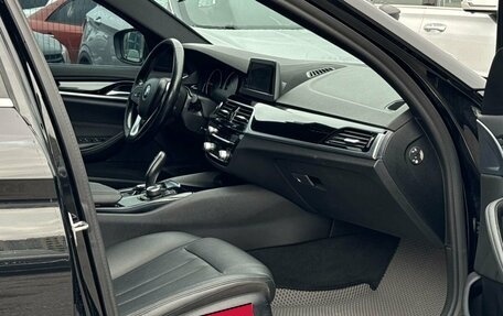 BMW 5 серия, 2019 год, 2 300 000 рублей, 21 фотография