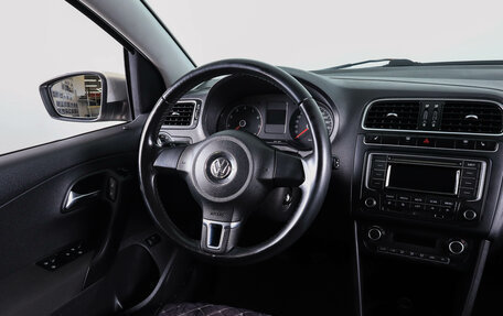 Volkswagen Polo VI (EU Market), 2013 год, 719 000 рублей, 13 фотография