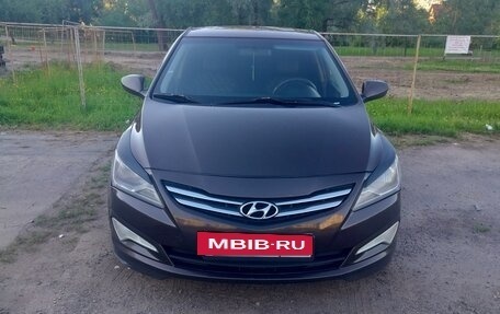 Hyundai Solaris II рестайлинг, 2016 год, 920 000 рублей, 3 фотография