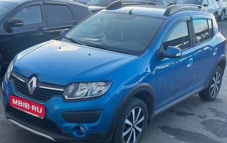Renault Sandero II рестайлинг, 2016 год, 945 000 рублей, 1 фотография