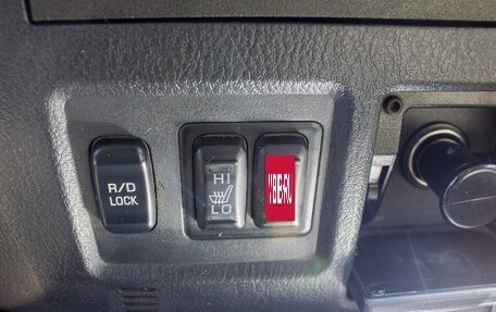 Mitsubishi Pajero IV, 2014 год, 2 500 000 рублей, 27 фотография