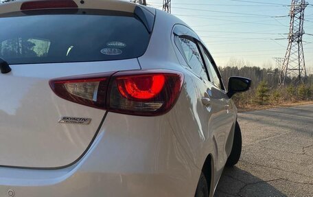 Mazda Demio IV, 2017 год, 1 050 000 рублей, 8 фотография