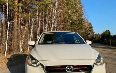 Mazda Demio IV, 2017 год, 1 050 000 рублей, 6 фотография