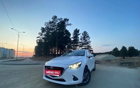 Mazda Demio IV, 2017 год, 1 050 000 рублей, 9 фотография