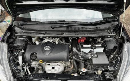 Toyota Sienta II, 2021 год, 1 950 000 рублей, 6 фотография