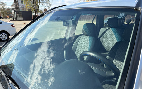 Honda CR-V II рестайлинг, 2003 год, 900 000 рублей, 23 фотография