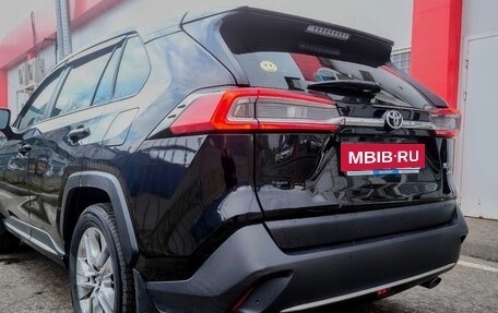 Toyota RAV4, 2021 год, 3 530 000 рублей, 8 фотография