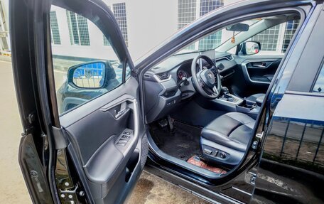 Toyota RAV4, 2021 год, 3 530 000 рублей, 22 фотография