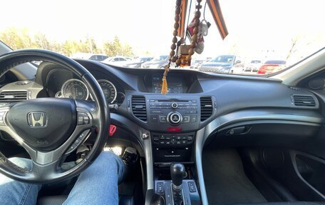 Honda Accord VIII рестайлинг, 2011 год, 1 400 000 рублей, 16 фотография