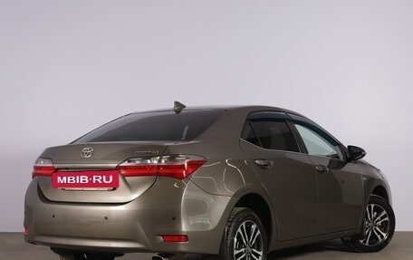 Toyota Corolla, 2018 год, 1 899 000 рублей, 7 фотография