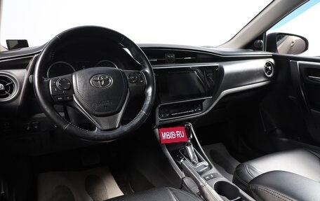 Toyota Corolla, 2018 год, 1 899 000 рублей, 8 фотография