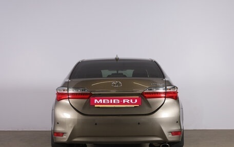 Toyota Corolla, 2018 год, 1 899 000 рублей, 6 фотография