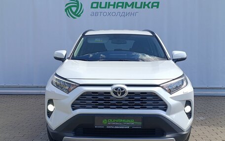 Toyota RAV4, 2021 год, 3 390 000 рублей, 2 фотография