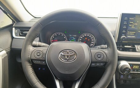Toyota RAV4, 2021 год, 3 390 000 рублей, 11 фотография