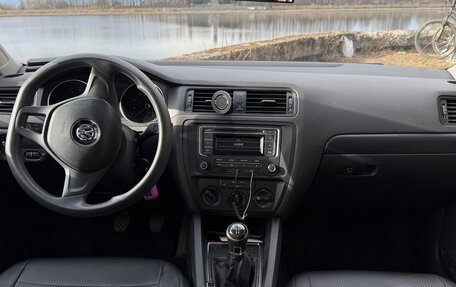 Volkswagen Jetta VI, 2016 год, 1 100 000 рублей, 17 фотография