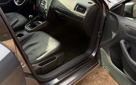 Volkswagen Jetta VI, 2016 год, 1 100 000 рублей, 12 фотография