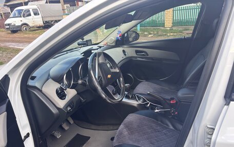Chevrolet Cruze II, 2015 год, 790 000 рублей, 9 фотография