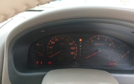 Nissan Bluebird Sylphy II, 2004 год, 375 000 рублей, 32 фотография