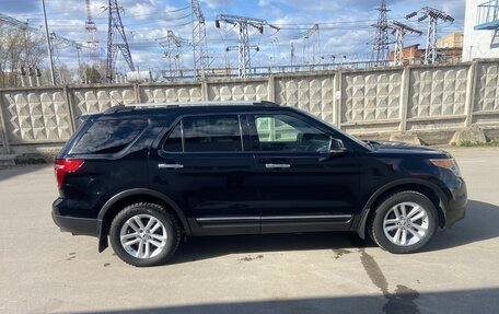 Ford Explorer VI, 2011 год, 1 800 000 рублей, 4 фотография