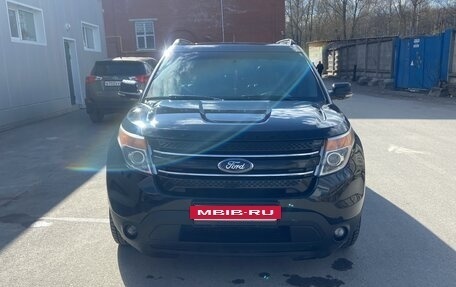 Ford Explorer VI, 2011 год, 1 800 000 рублей, 2 фотография