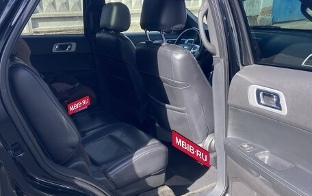 Ford Explorer VI, 2011 год, 1 800 000 рублей, 6 фотография