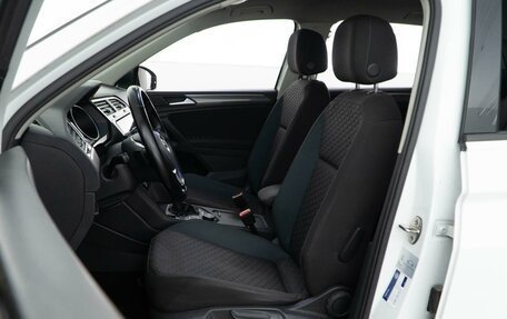 Volkswagen Tiguan II, 2020 год, 2 649 046 рублей, 9 фотография