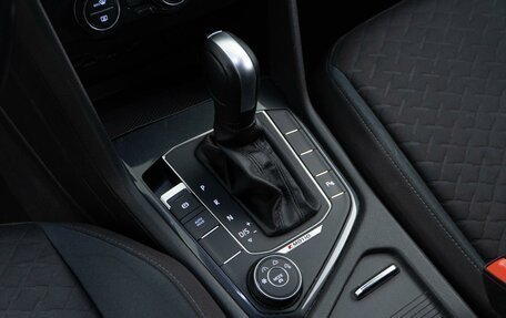 Volkswagen Tiguan II, 2020 год, 2 649 046 рублей, 19 фотография