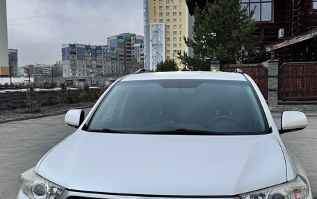 Toyota Highlander III, 2012 год, 2 700 000 рублей, 1 фотография