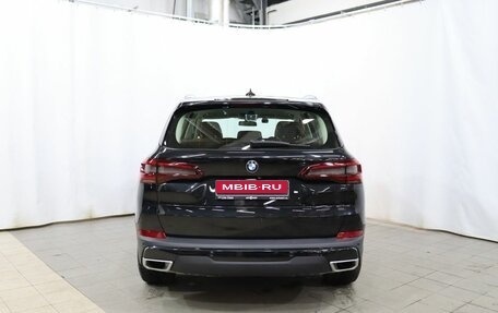 BMW X5, 2021 год, 5 990 000 рублей, 5 фотография
