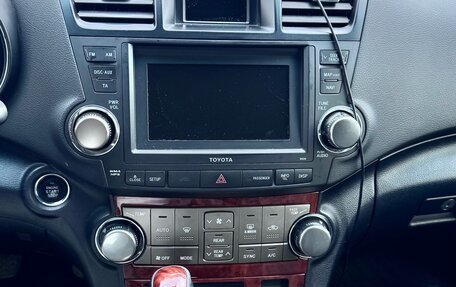 Toyota Highlander III, 2012 год, 2 700 000 рублей, 6 фотография