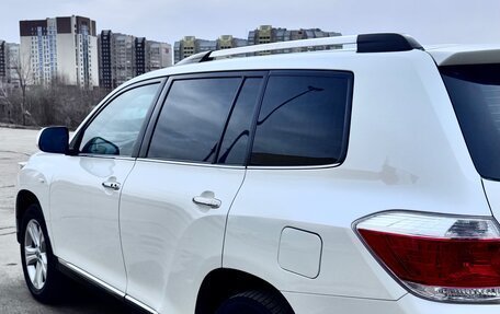 Toyota Highlander III, 2012 год, 2 700 000 рублей, 5 фотография