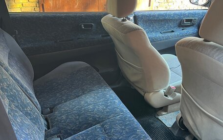 Toyota Ipsum II, 1996 год, 280 000 рублей, 8 фотография