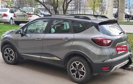 Renault Kaptur I рестайлинг, 2018 год, 680 000 рублей, 3 фотография