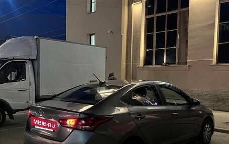 Hyundai Solaris II рестайлинг, 2018 год, 930 000 рублей, 7 фотография
