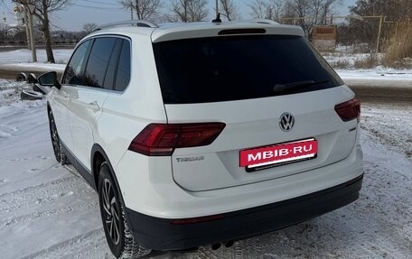 Volkswagen Tiguan II, 2018 год, 2 650 000 рублей, 2 фотография