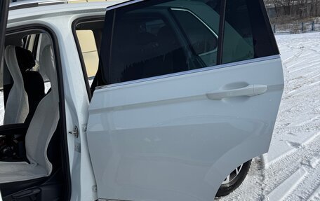 Volkswagen Tiguan II, 2018 год, 2 650 000 рублей, 12 фотография