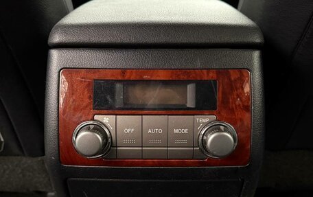 Toyota Highlander III, 2011 год, 2 250 000 рублей, 10 фотография
