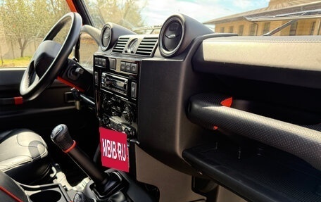 Land Rover Defender I, 2015 год, 8 000 000 рублей, 16 фотография