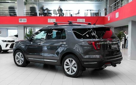 Ford Explorer VI, 2018 год, 2 350 000 рублей, 4 фотография